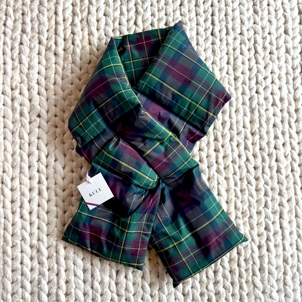 KULE Plaid pull-through puffer scarf in Ralph Lauren colors! Green& purple